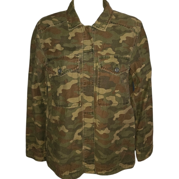 American Eagle Outfitters Jackets & Blazers - American Eagle Outfitters Anti-Love Camo Printed Long Sleeve Jacket